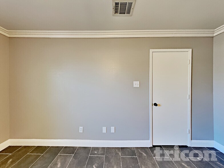 Building Photo - 1517 Audrey Dr