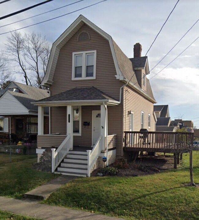 Primary Photo - 4029 Superior Avenue