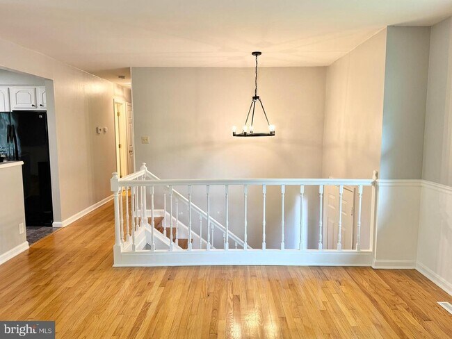 Building Photo - 36 Seneca Terrace