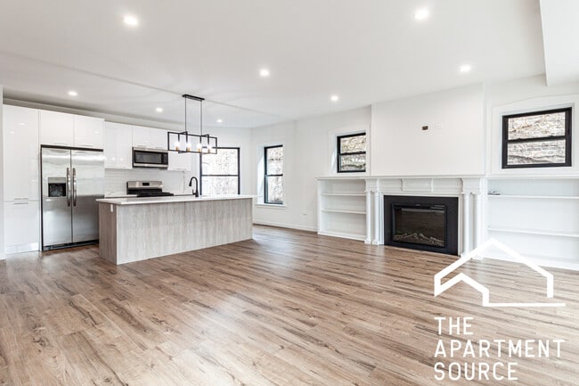 Building Photo - 1426 W Jonquil Terrace