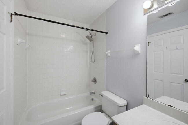 Building Photo - 200 Sandestin Ln
