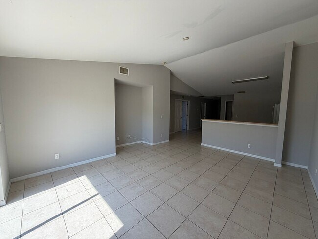 Building Photo - 4763 22nd St SW