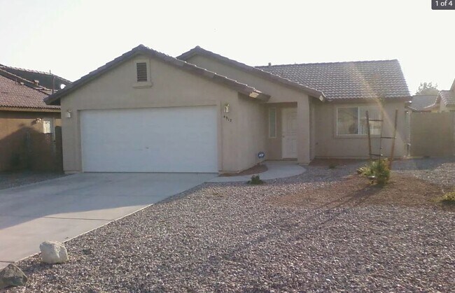 Primary Photo - 4912 S Rinaldi Cir