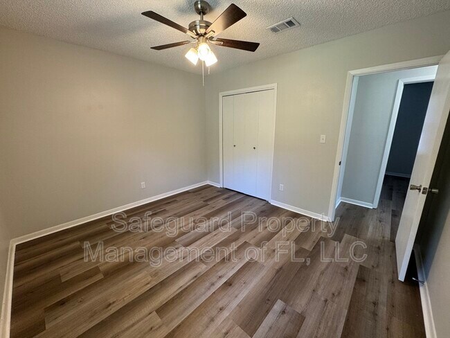 Building Photo - 1116 Winton Ave