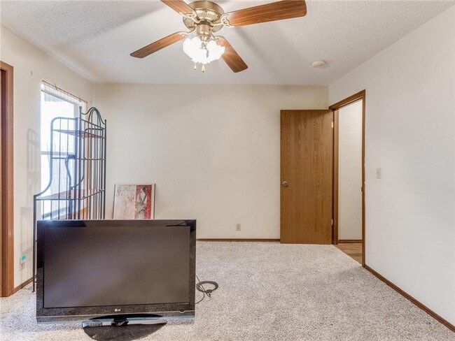 Building Photo - 1220 Sequoyah St