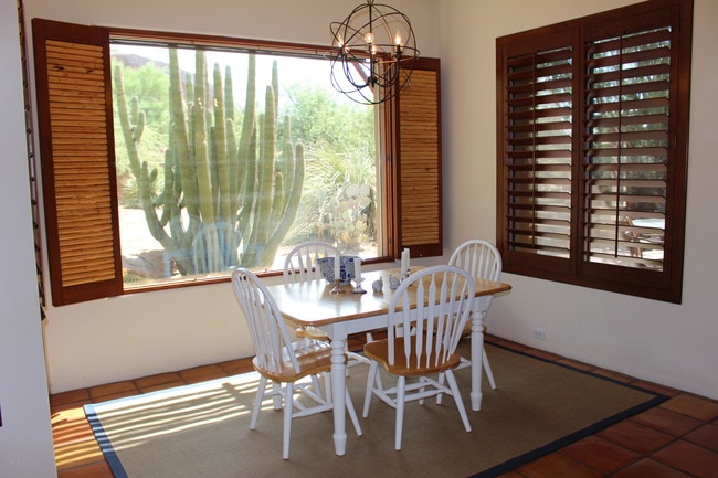 Building Photo - 7562 E High Point Dr