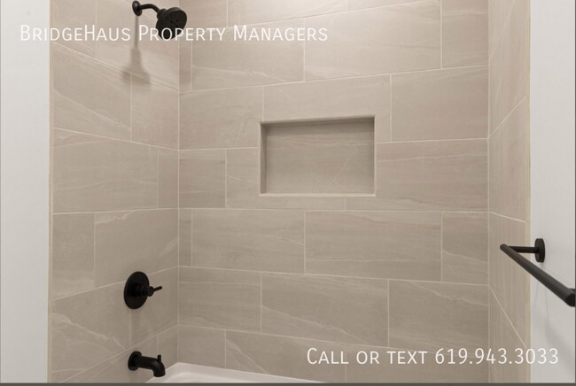 Building Photo - 6760 S Elman-4