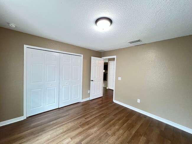 Building Photo - 3 BD/2BA Home in Beautiful Ocala!!!