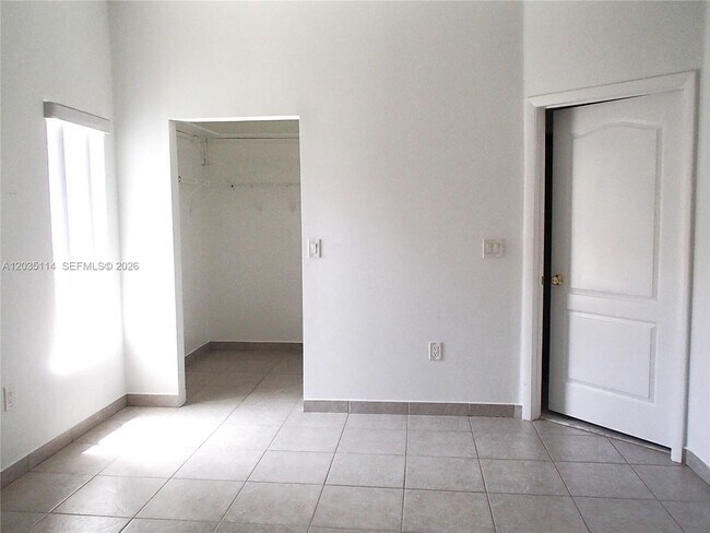 Building Photo - 21519 SW 90th Ct