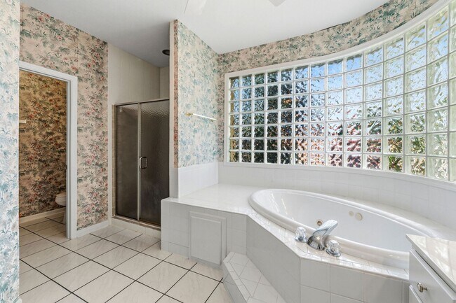 Building Photo - 790 Prairie Ln