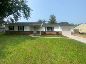 Building Photo - Charming 3-Bedroom Ranch !! "ASK ABOUT OUR...