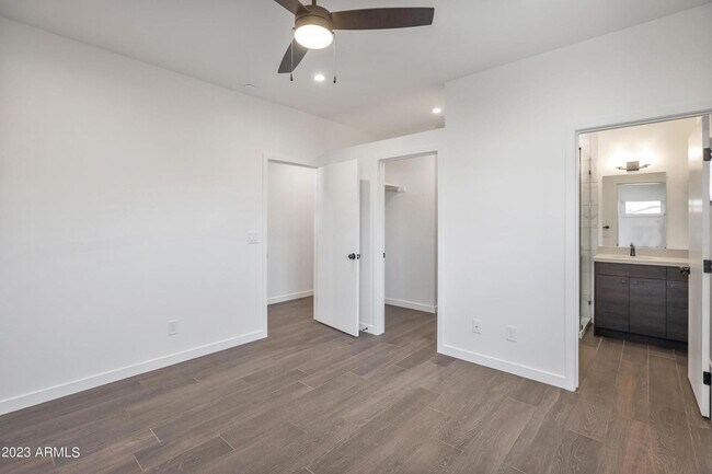 Building Photo - 1436 E Pierce St