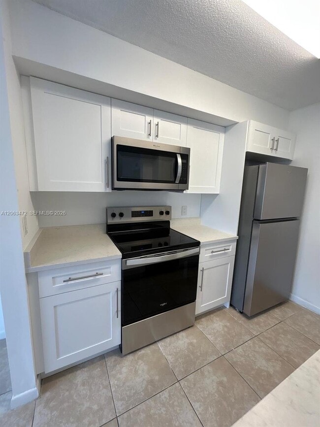 Building Photo - 815 Boynton Beach Blvd