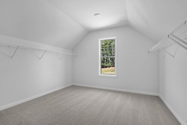 Building Photo - 5886 Creek Indian Dr