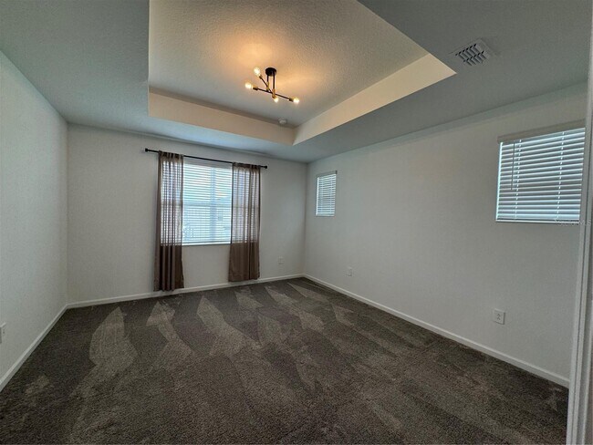 Building Photo - 297 Bogey Dr