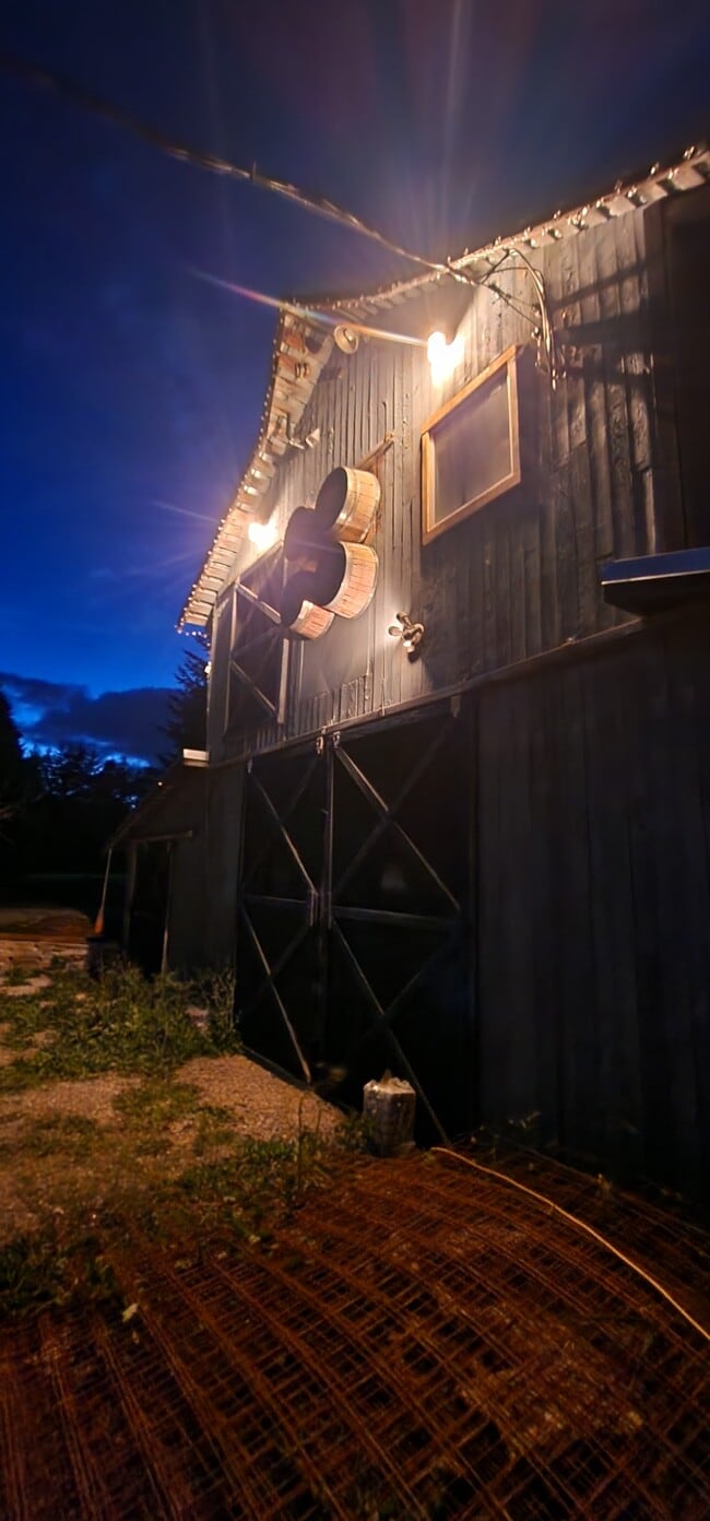 Building Photo - 2201 Hundley Rd