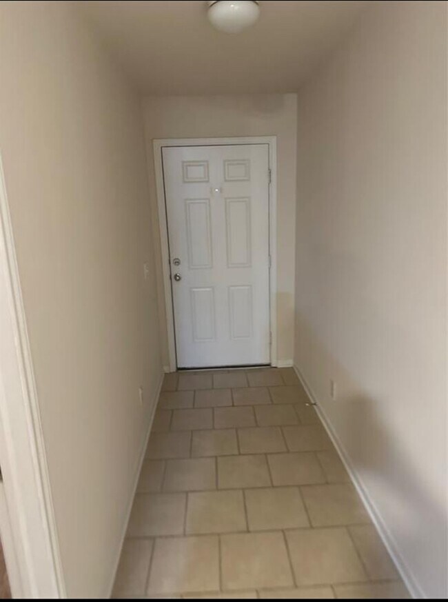 Building Photo - 20139 Linden Spruce Ln