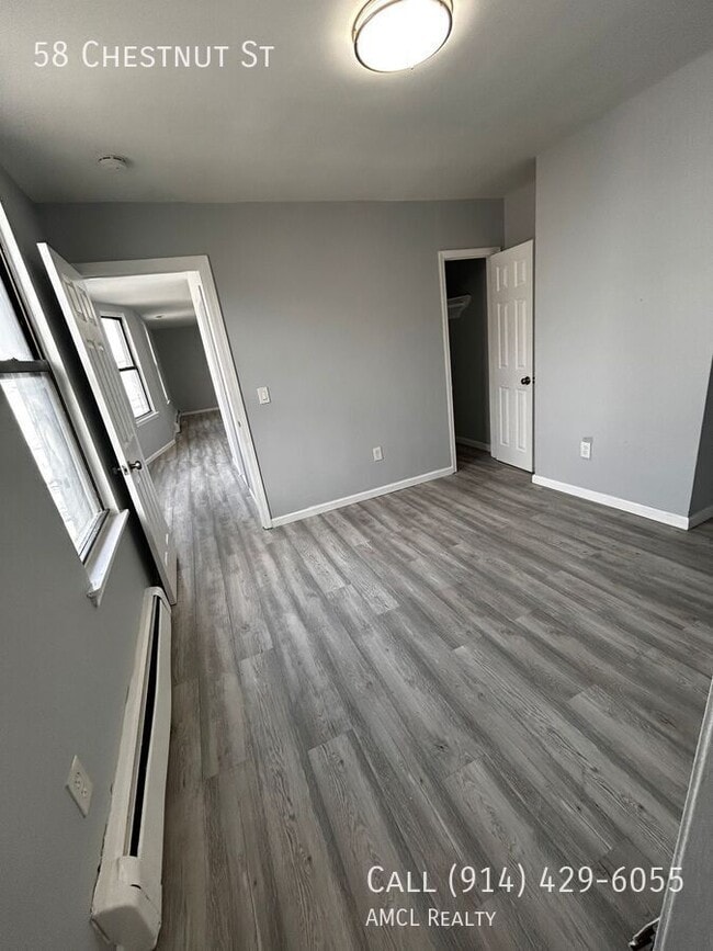 Building Photo - 58 Chestnut St