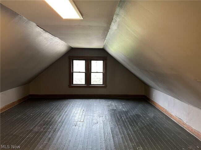 Building Photo - 526 Lexington Ave