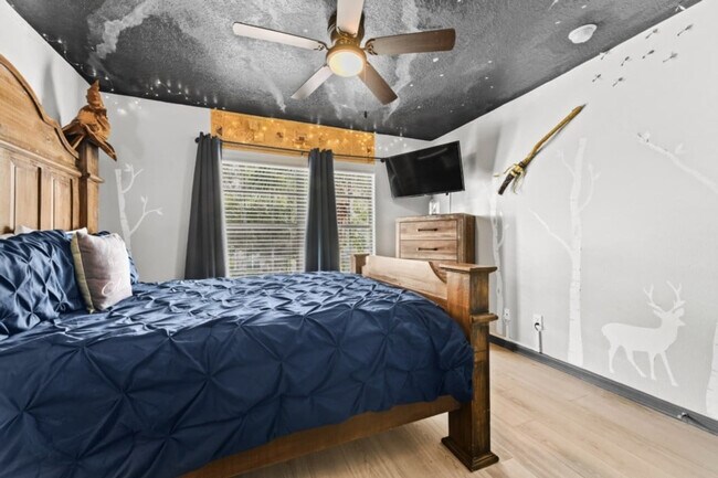 Building Photo - 8401 Secret Key Cove