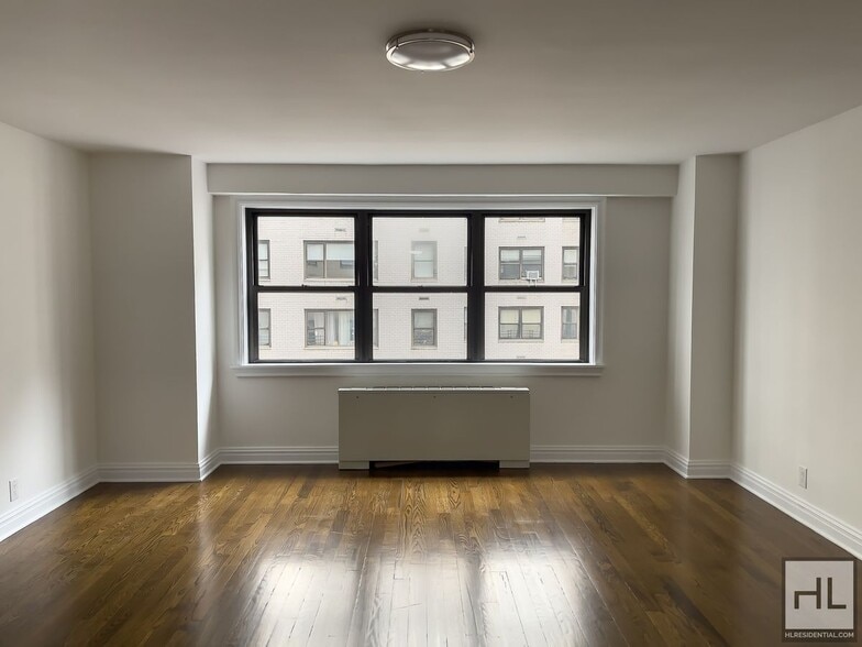 Building Photo - East 89th STREET