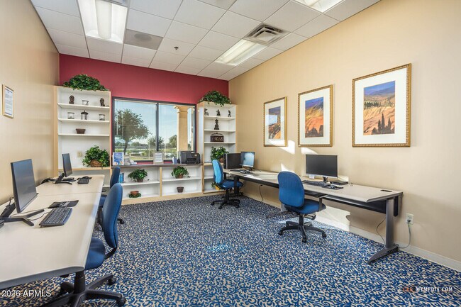 Building Photo - 42406 W Falling Star Dr