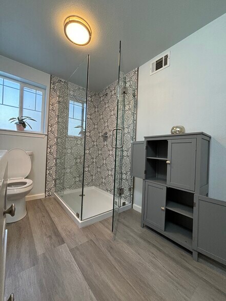 Building Photo - 4460 Stanford Ave