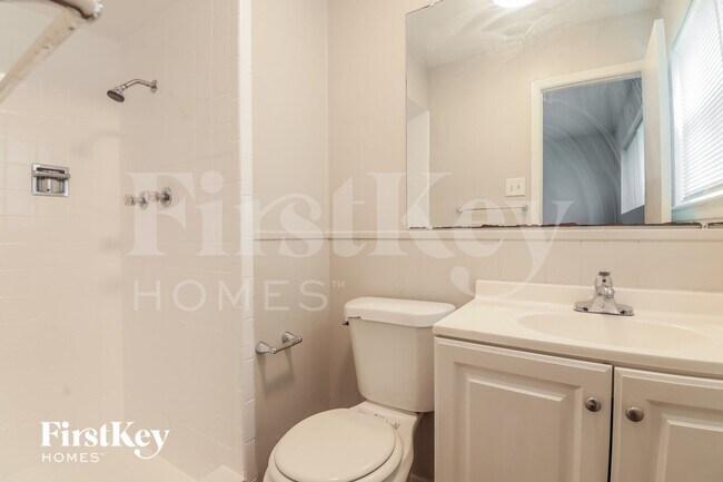 Building Photo - 101 Sesame Dr