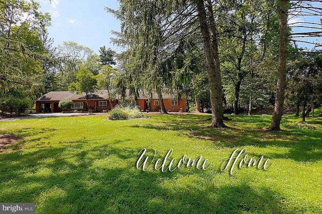 Primary Photo - 269 Raymond Rd
