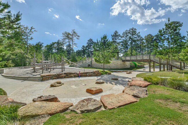 Building Photo - 151 Scarlet Maple Wy