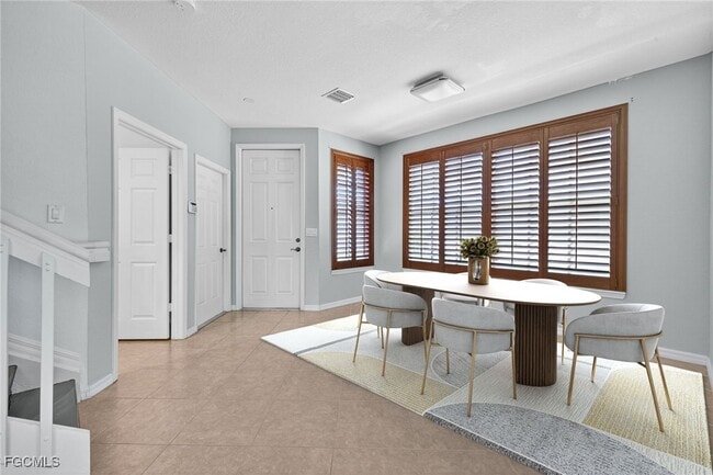 Building Photo - 4018 Cherrybrook Loop