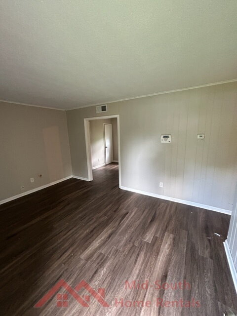 Building Photo - 815 Carol Ann Cove