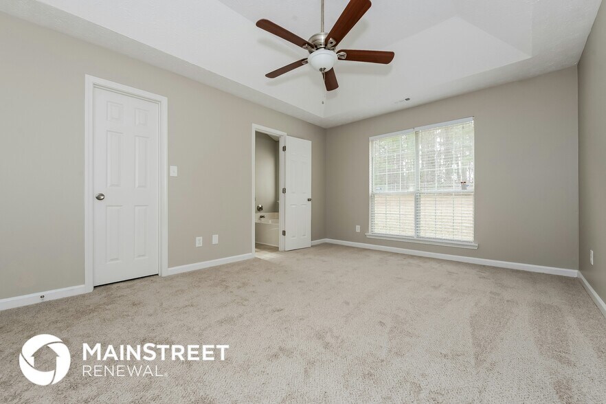 Building Photo - 18 Oakdale Dr