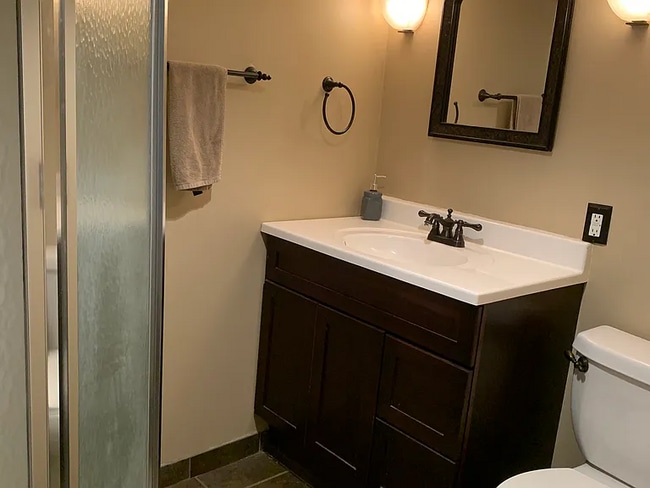 Building Photo - 308 Village Dr