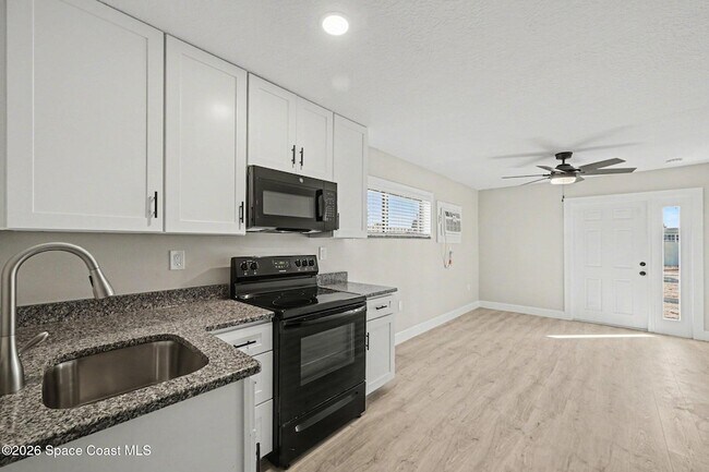 Building Photo - 2700 S Hwy A1A