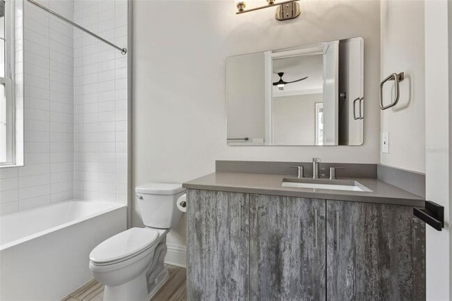 Building Photo - 481 W Davis Blvd