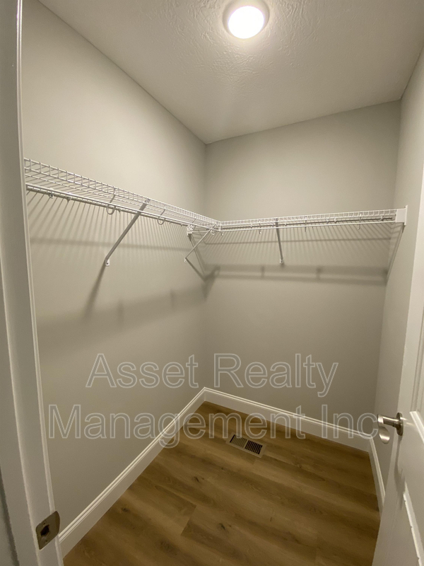 Building Photo - 252-254 Highland Avenue - 254