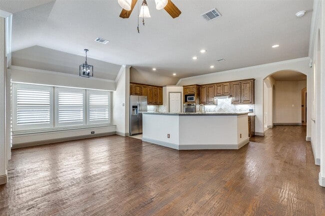 Building Photo - 15600 Fire Creek Ln