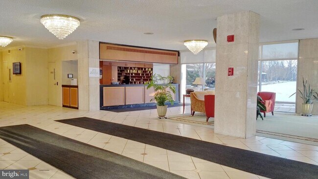 Building Photo - 10201 Grosvenor Pl