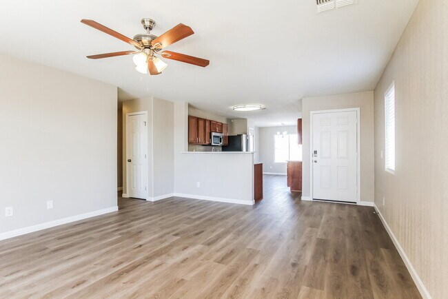 Building Photo - 25675 W Satellite Ln