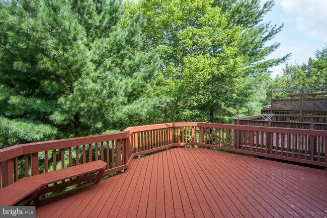 Building Photo - 13396 Burrough Farm Dr