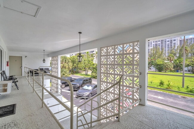 Building Photo - 3213 Colony Club Rd