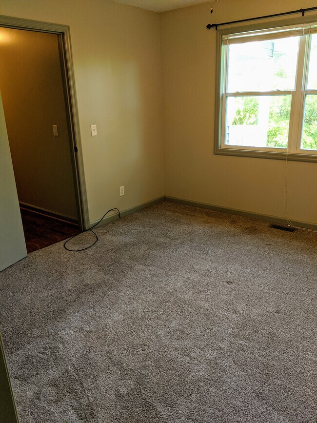 Building Photo - 1363 Legion Rd