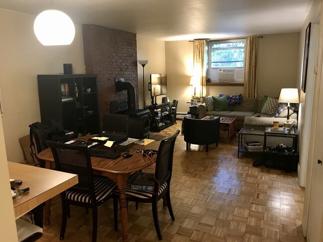 Building Photo - 99 W Fourth St