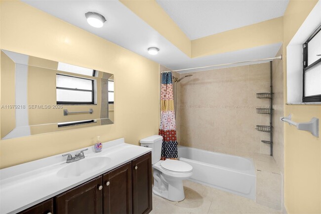 Building Photo - 35 Cortez Way