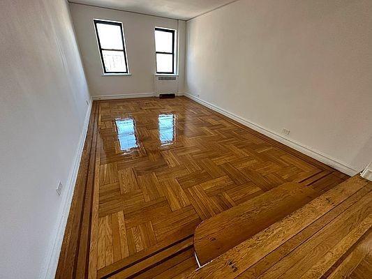 Building Photo - 1 bedroom in BRONX NY 10467