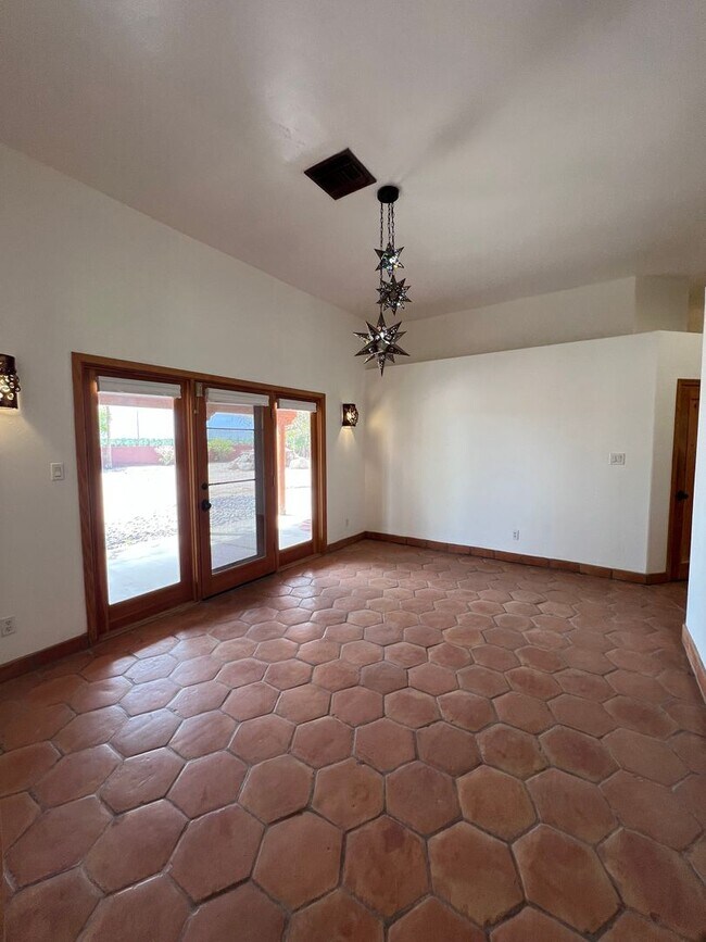 Building Photo - UNIQUE HOME ON ACREAGE!