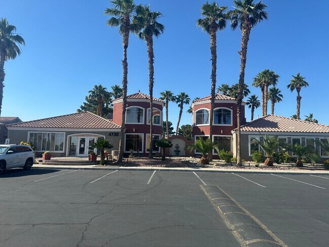 Building Photo - NE Near Nellis! Gated! Community Pool, Spa...
