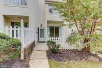 Building Photo - 107 Montrose Ave