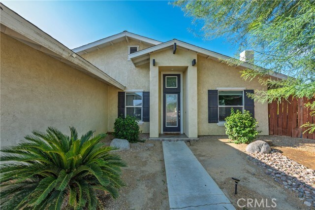 Building Photo - 80695 Columbia Ave